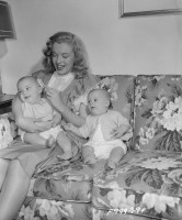 Marilyn Monroe photo #