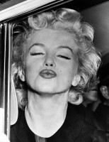 Marilyn Monroe photo #