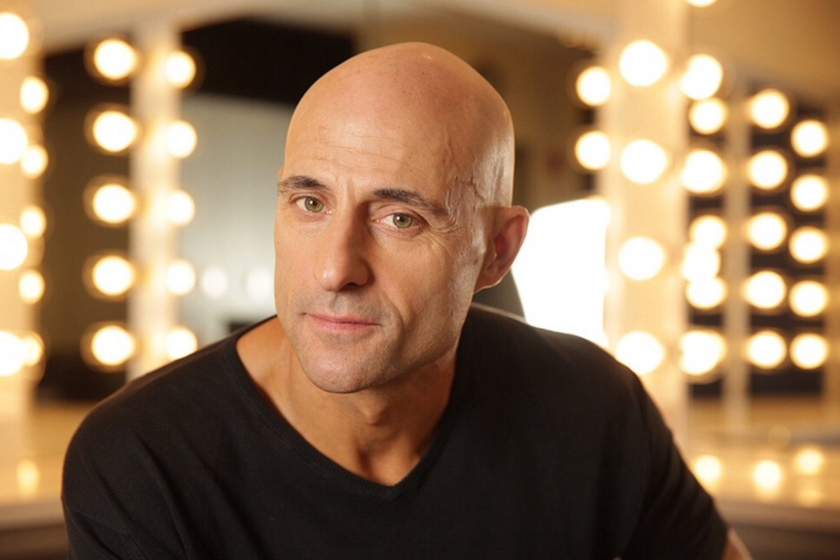 Mark Strong: pic #849304