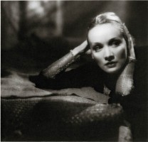 Marlene Dietrich photo #