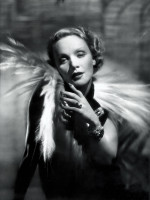 Marlene Dietrich photo #