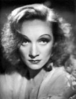 Marlene Dietrich photo #