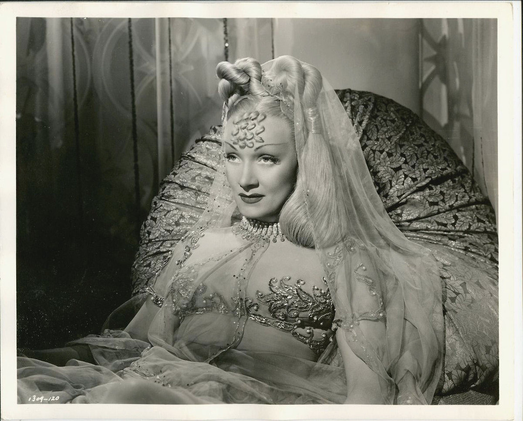 Marlene Dietrich: pic #296233