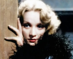 Marlene Dietrich photo #