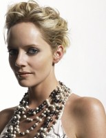 Marley Shelton photo #