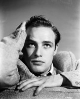 Marlon Brando pic #228683