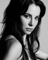 Martha Higareda photo #