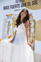 Martina Stoessel photo #