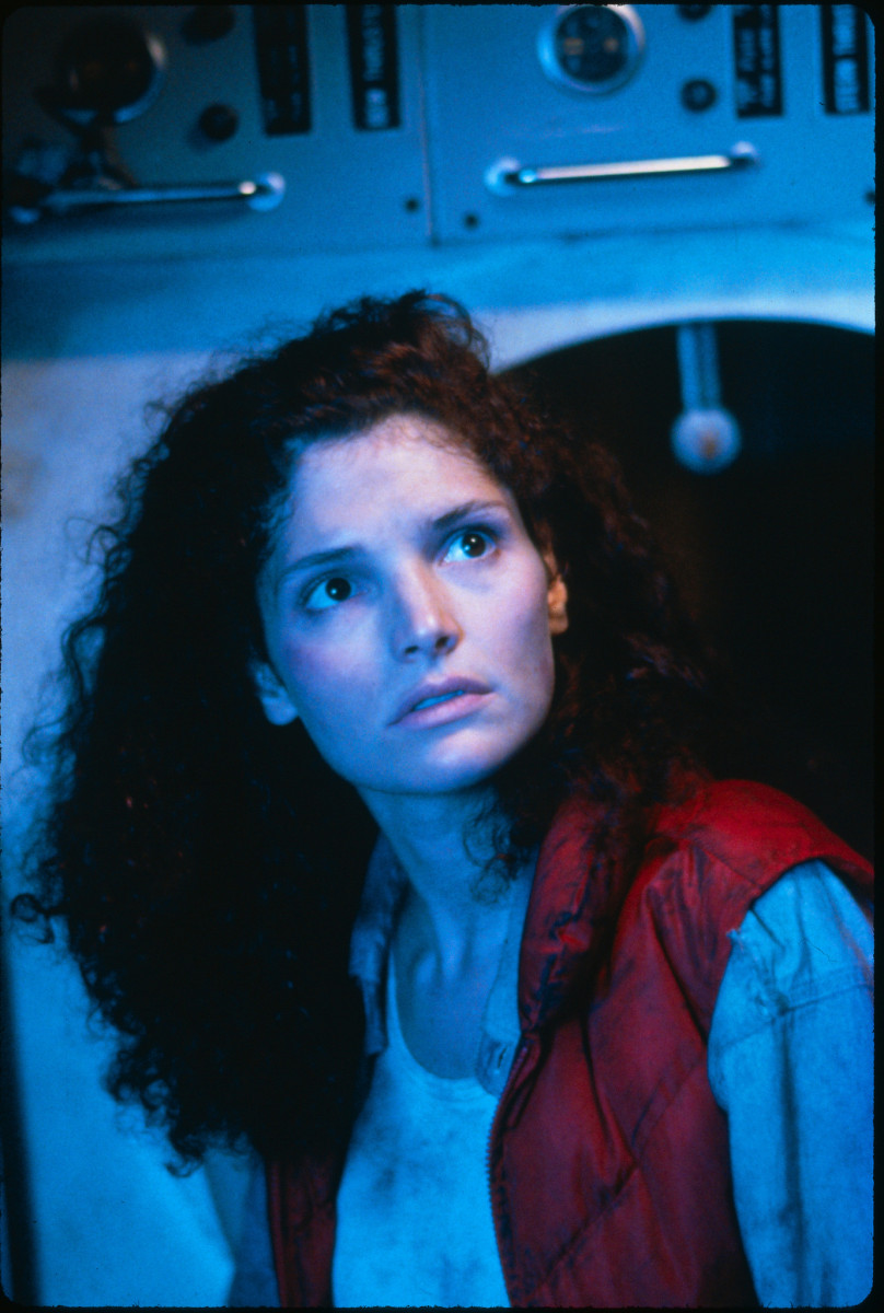 Mary Elizabeth Mastrantonio: pic #1313266