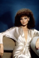 Mary Elizabeth Mastrantonio pic #330829