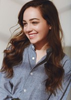 Mary Mouser photo #