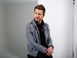 Matt Czuchry photo #