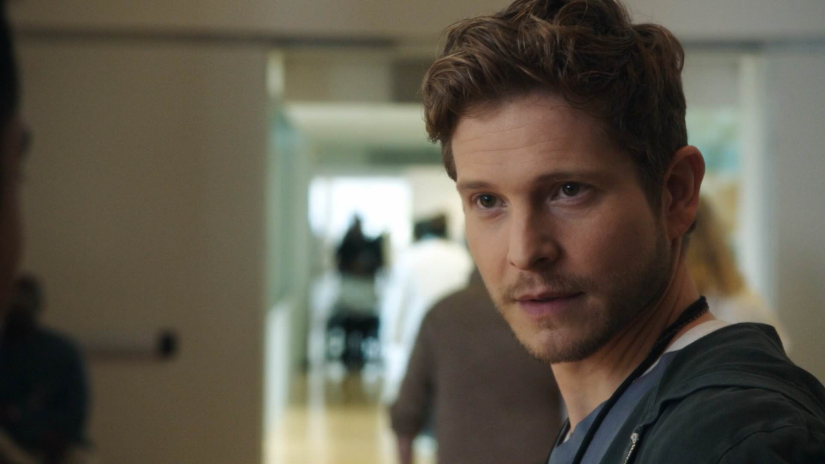 Matt Czuchry: pic #1217477