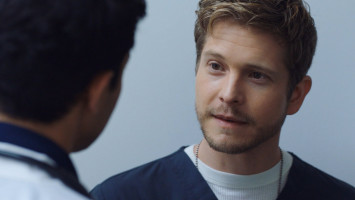 Matt Czuchry pic #1219290