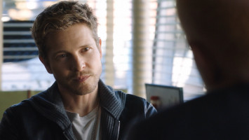 Matt Czuchry photo #