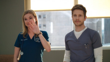 Matt Czuchry photo #