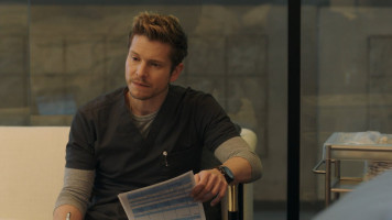 Matt Czuchry photo #