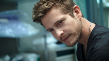 Matt Czuchry photo #