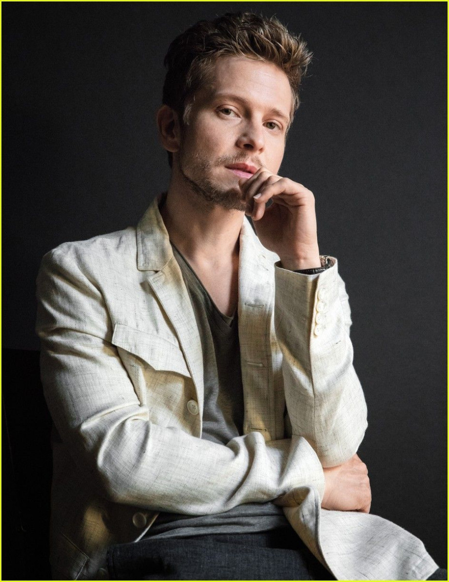 Matt Czuchry: pic #1205377