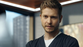 Matt Czuchry photo #