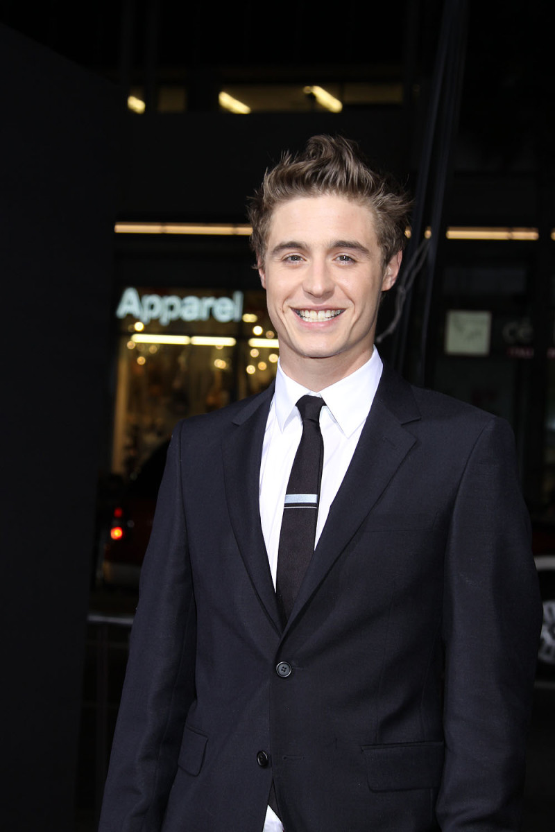 Max Irons photo 80 of 440 pics, wallpaper - photo #673252 - ThePlace-2.com