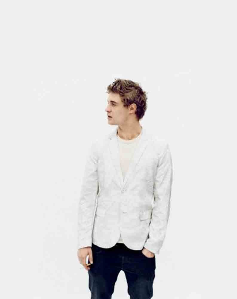 Max Irons: pic #677422