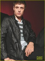 Max Irons pic #684063