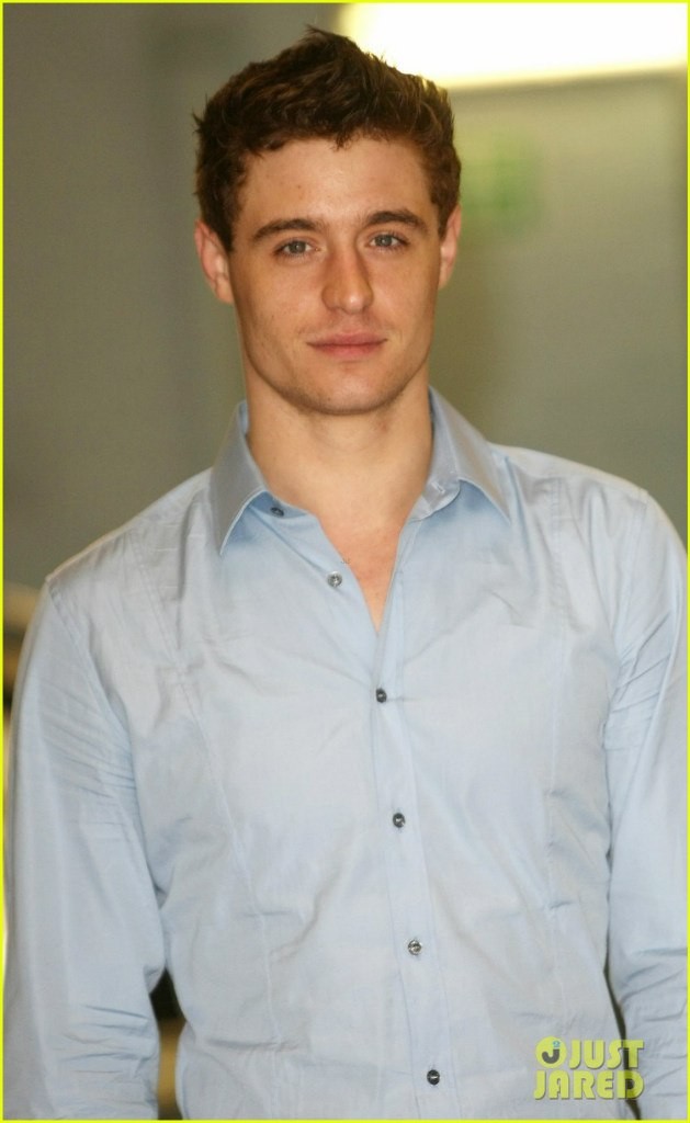 Max Irons: pic #673849