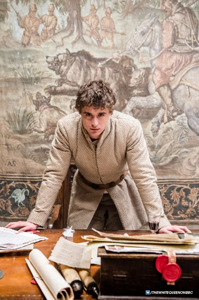Max Irons: pic #844880