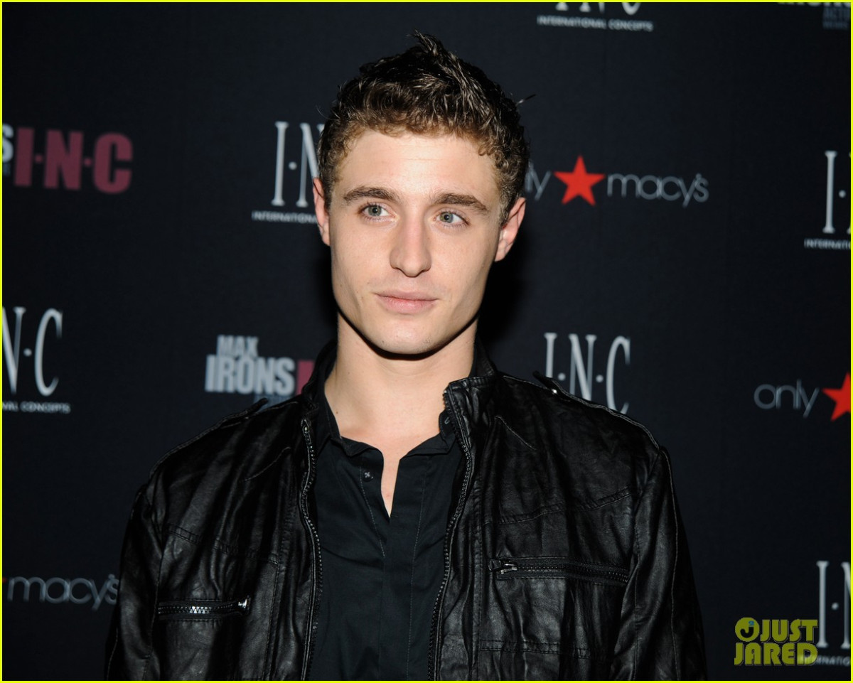 Max Irons: pic #674012