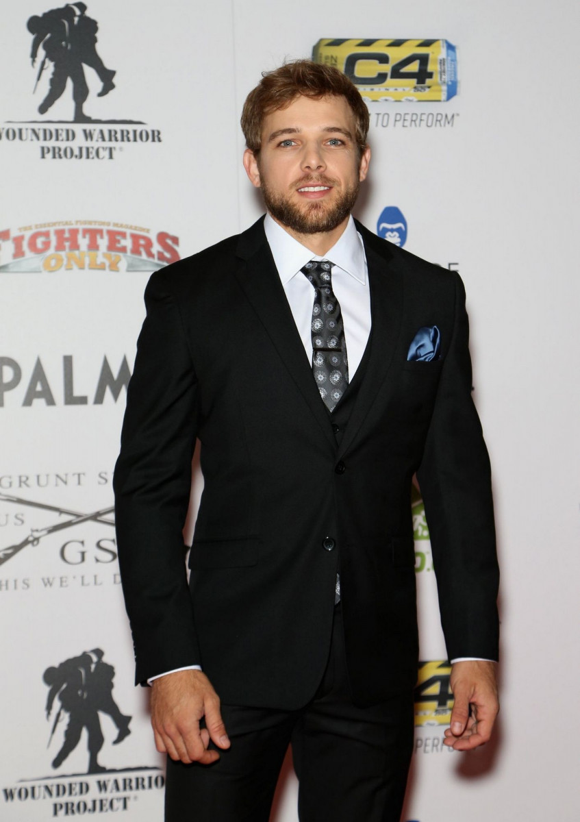 Max Thieriot: pic #1246247