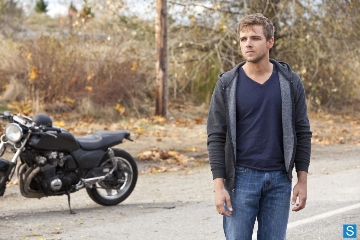 Max Thieriot: pic #1249455
