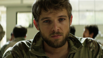 Max Thieriot photo #