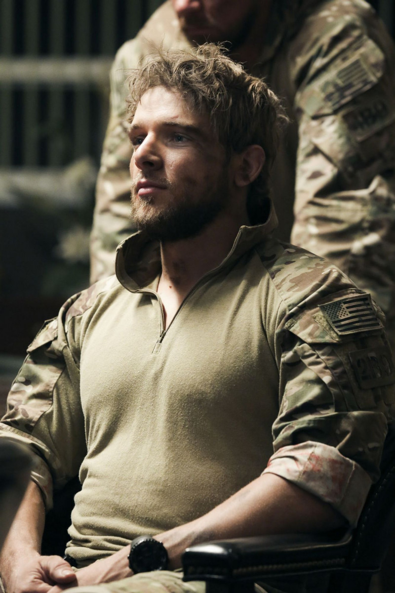 Max Thieriot: pic #1253810