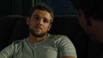 Max Thieriot photo #