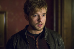 Max Thieriot photo #