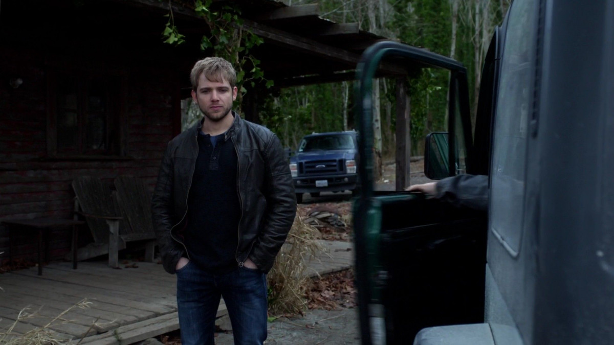 Max Thieriot: pic #1255794