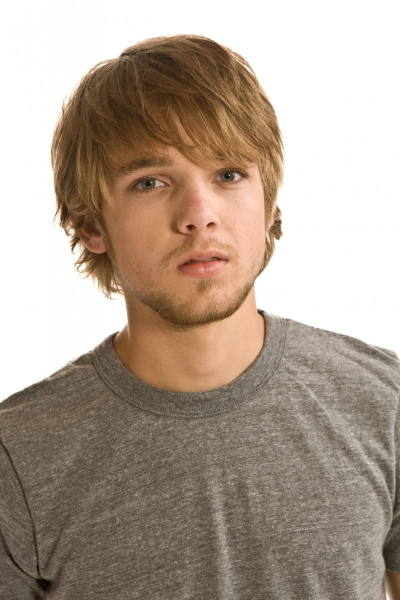 Max Thieriot: pic #477474