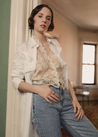 Maya Thurman Hawke photo #