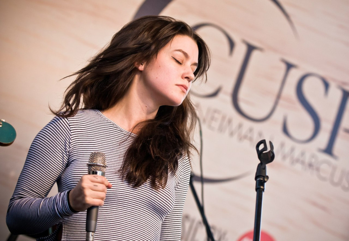 Meg Myers: pic #781299