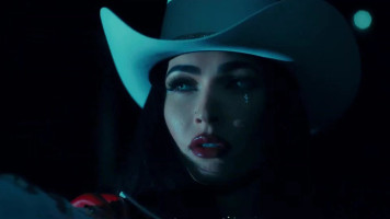 Megan Fox photo #
