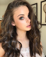 Meika Woollard photo #