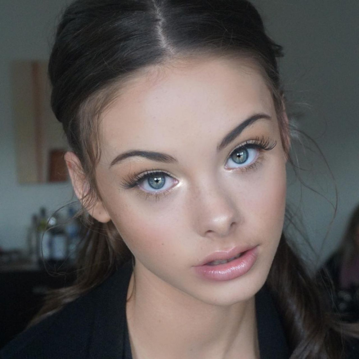Meika Woollard: pic #1054615