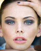 Meika Woollard photo #