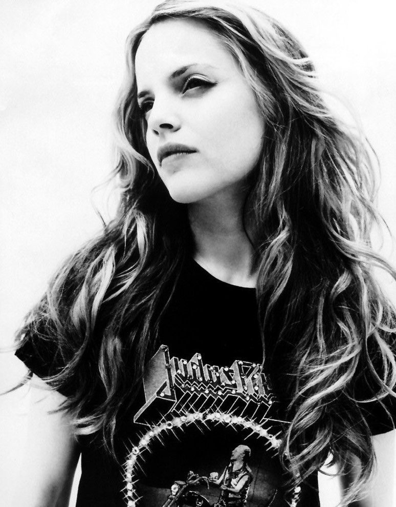 Mena Suvari: pic #197160