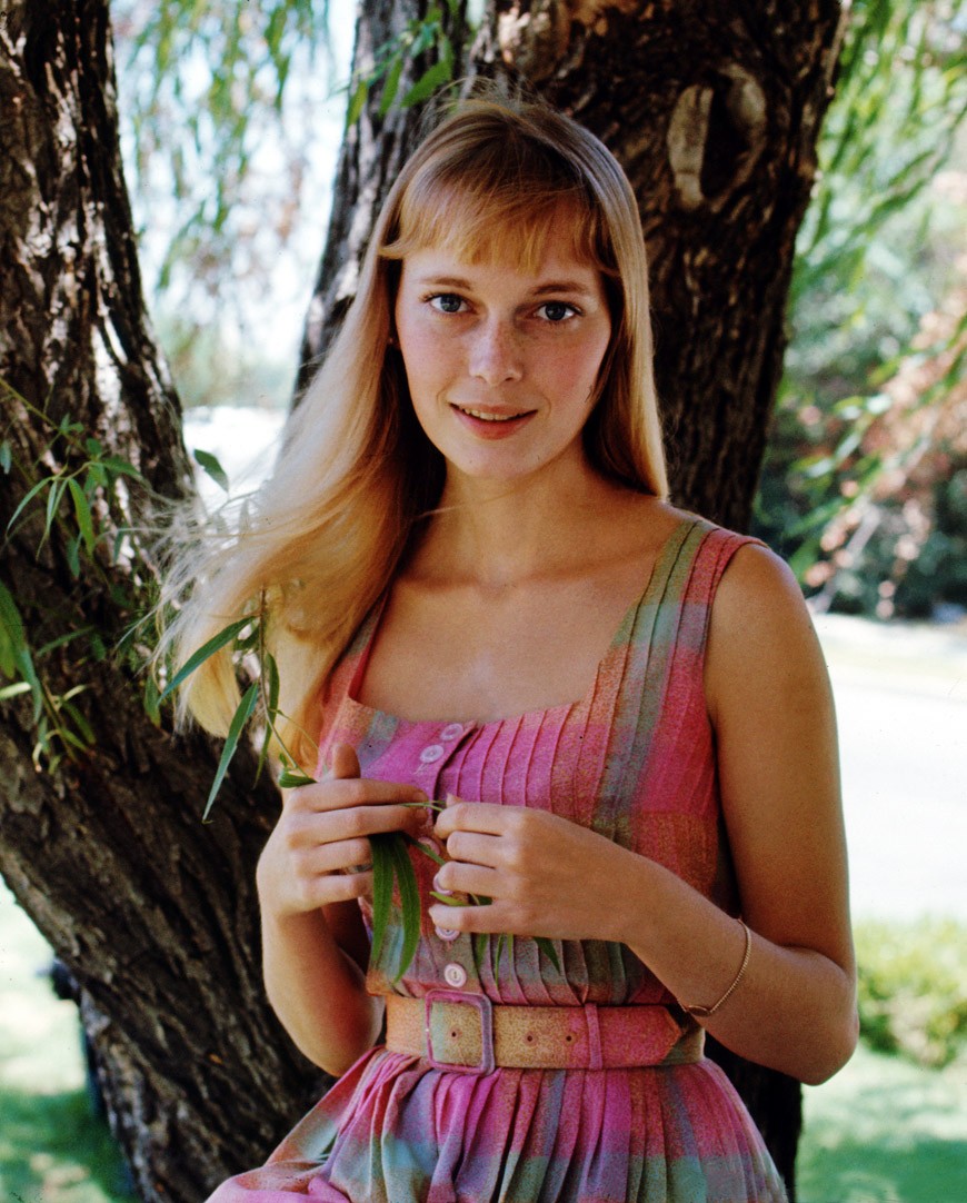 Mia Farrow: pic #229890