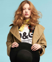 Mia Goth photo #