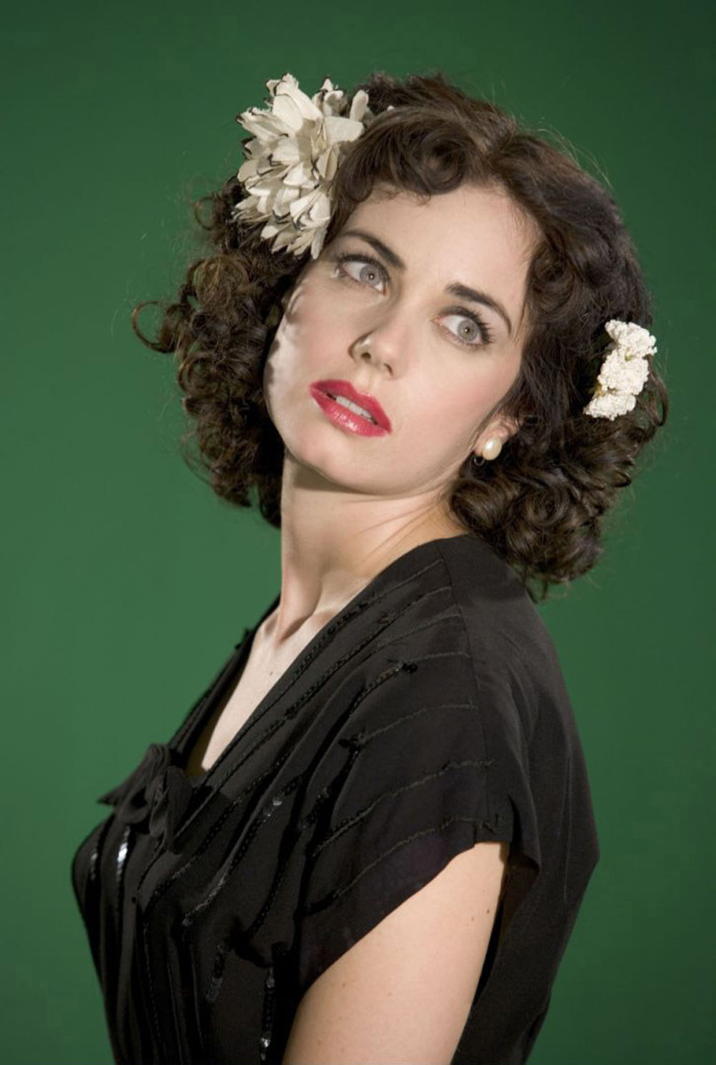 Mia Kirshner: pic #69726