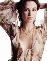 Mia Maestro photo #