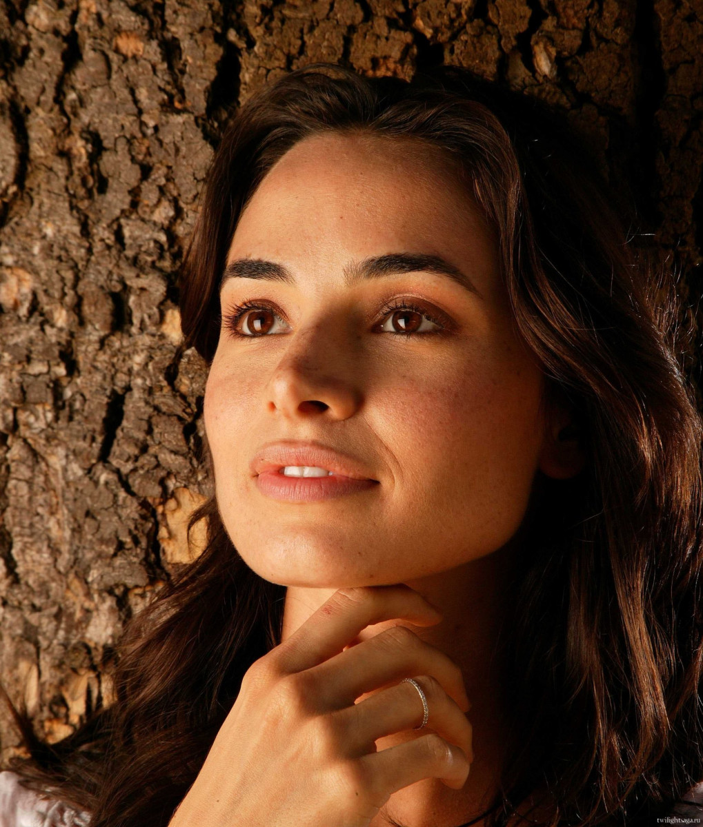 Mia Maestro: pic #607081